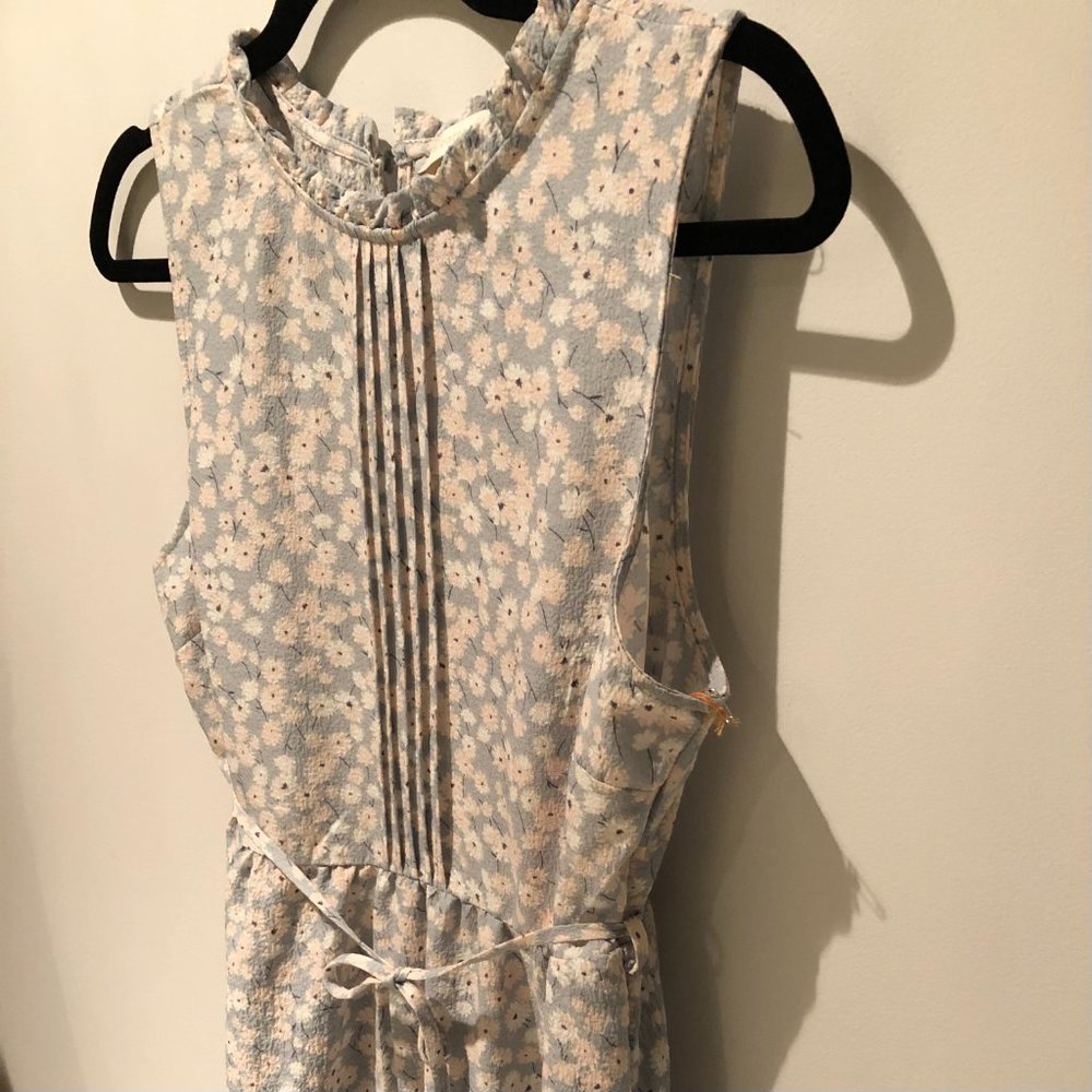 Light Blue Floral Sleeveless Dress with Tie Waist